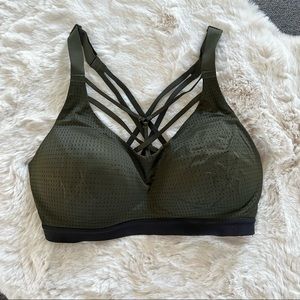 ❗️SOLD❗️Victoria Secret Sport Lightweight Sports Bra